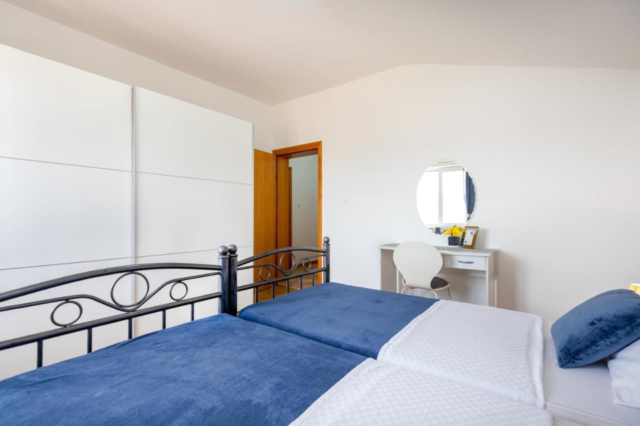 Apartments Villa Maja โรกอซนิซา ภายนอก รูปภาพ